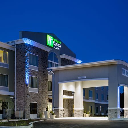 Holiday Inn Express & Suites Carlisle, An Ihg Hotel Exterior photo