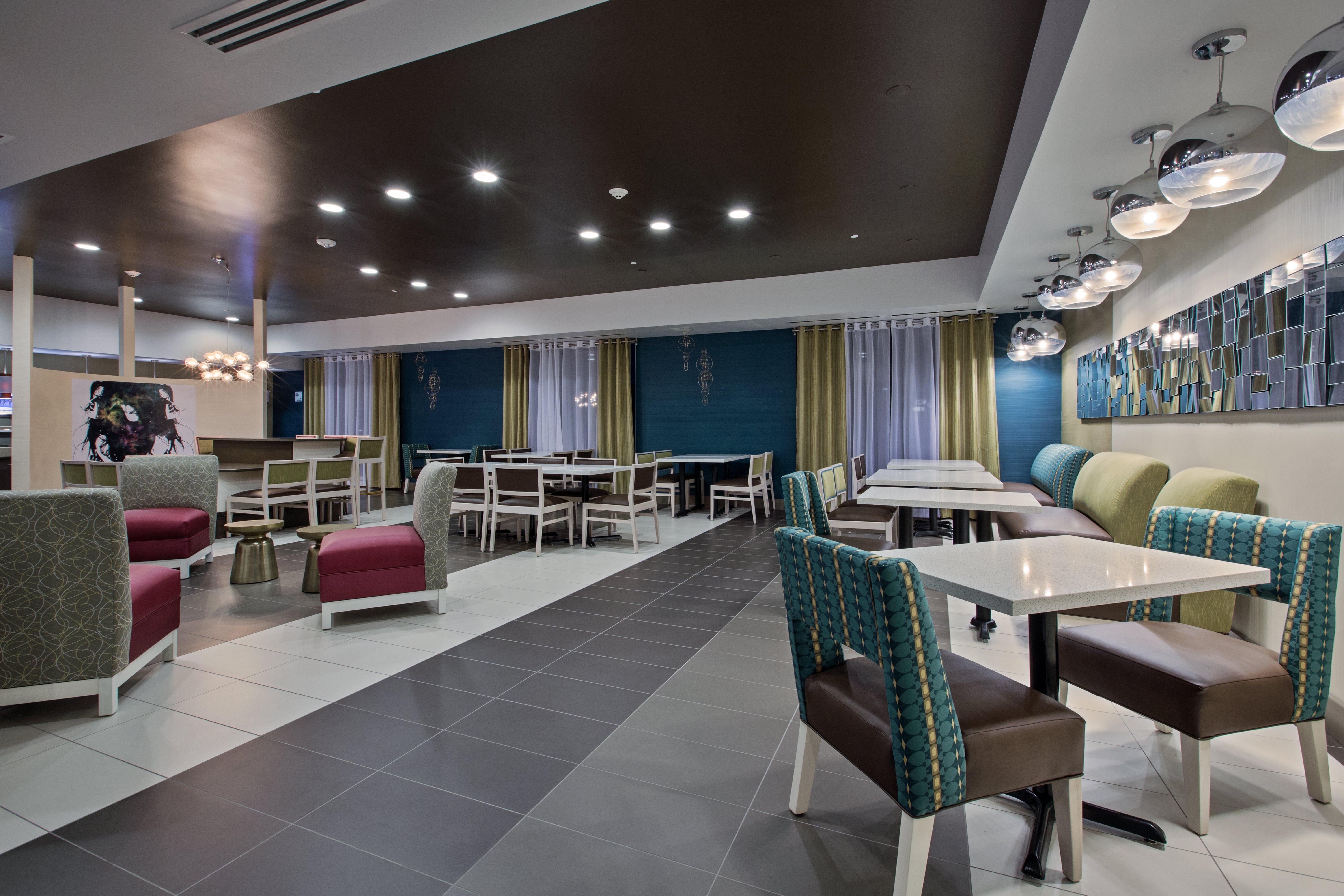 Holiday Inn Express & Suites Carlisle By Ihg Exterior photo